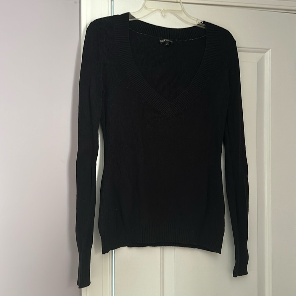 Express sweaters - Picture 2 of 2